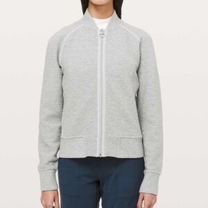 Lululemon On Repeat Bomber Size 6